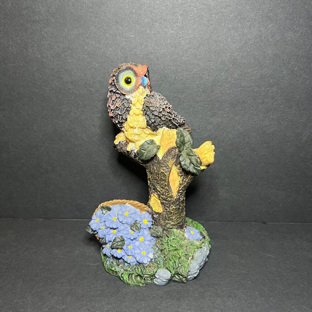 Decorative Rustic Resin Owl Perched on a Tree Stump w/ Floral Basket Figurine 5"